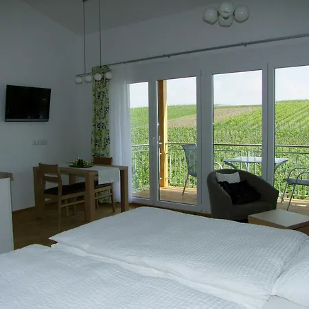 Appartement Winzerhof Schmid *