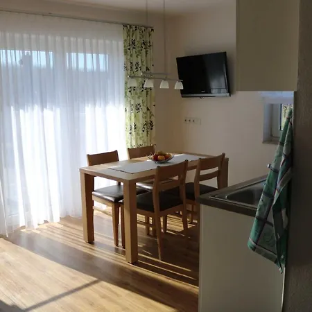 Appartement Winzerhof Schmid Schwaigern